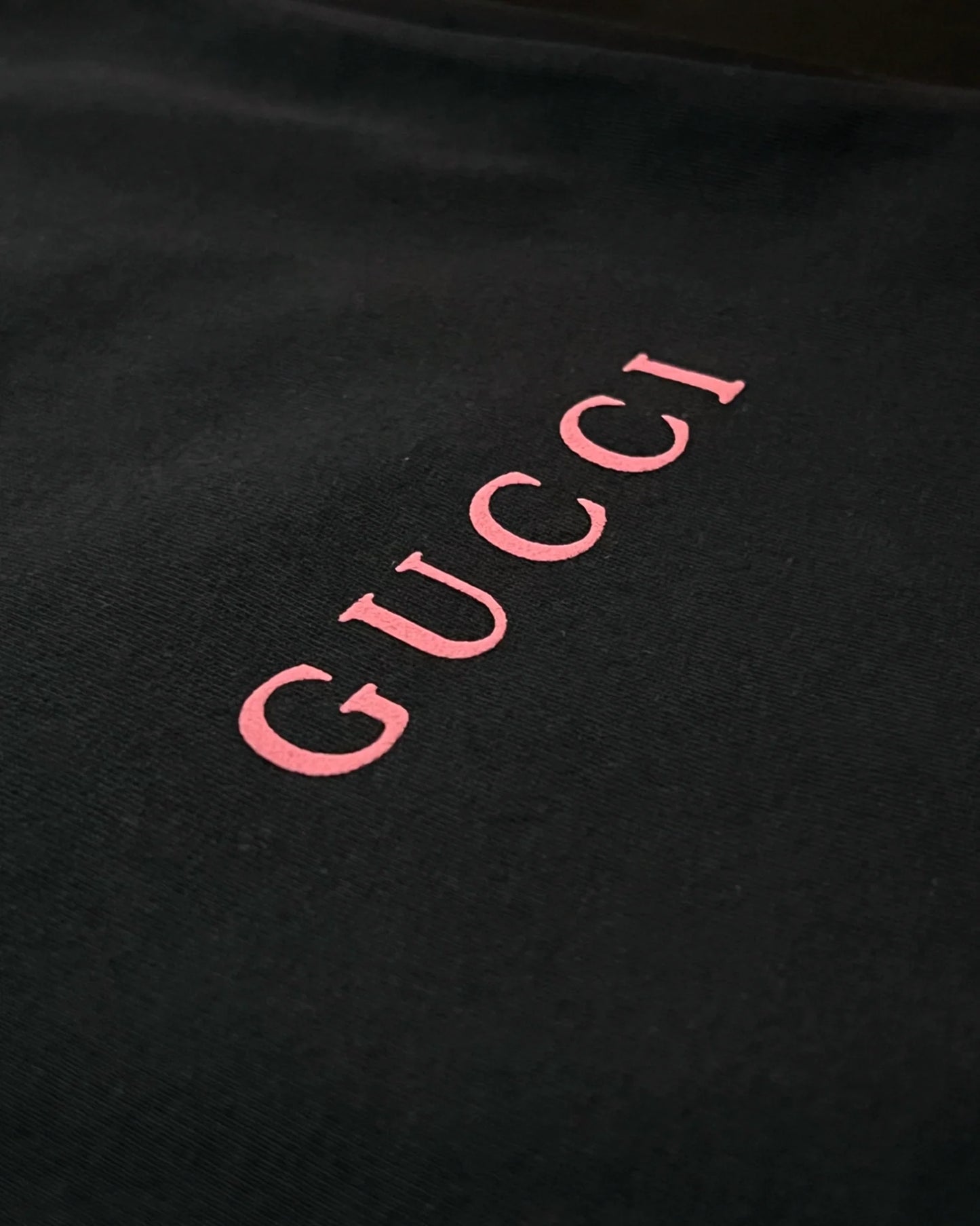 Gucci - Pink Logo T-Shirt - Black