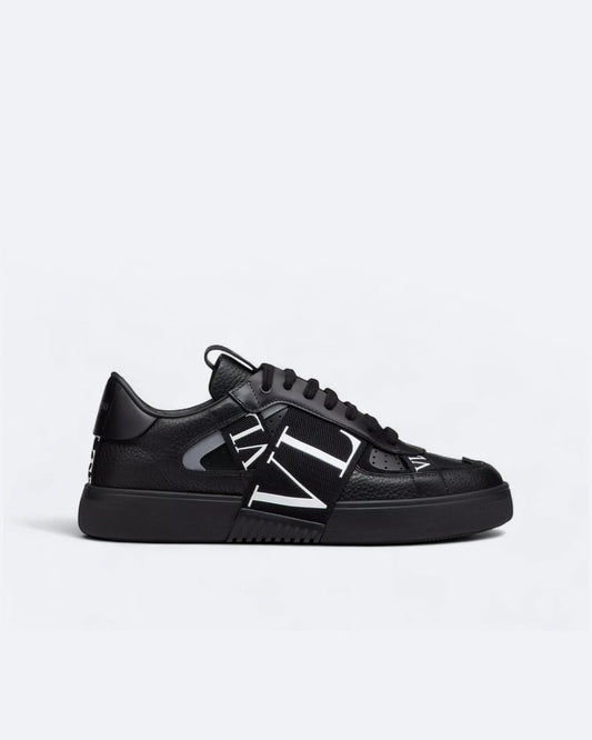 Valentino - Low-Top Calfskin Vl7N Sneakers - Black
