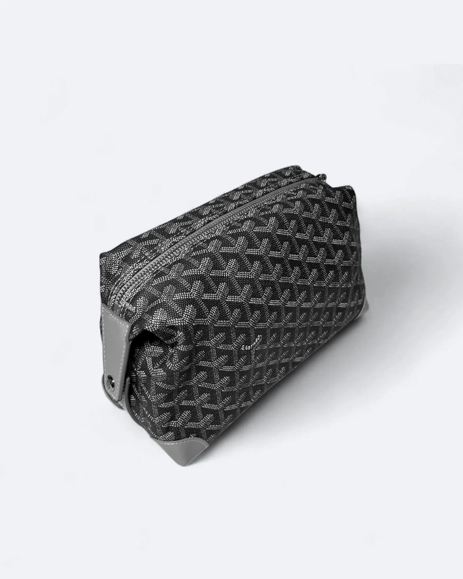 Goyard - Goyardine Pattern Hand Pouch Bag - Gray
