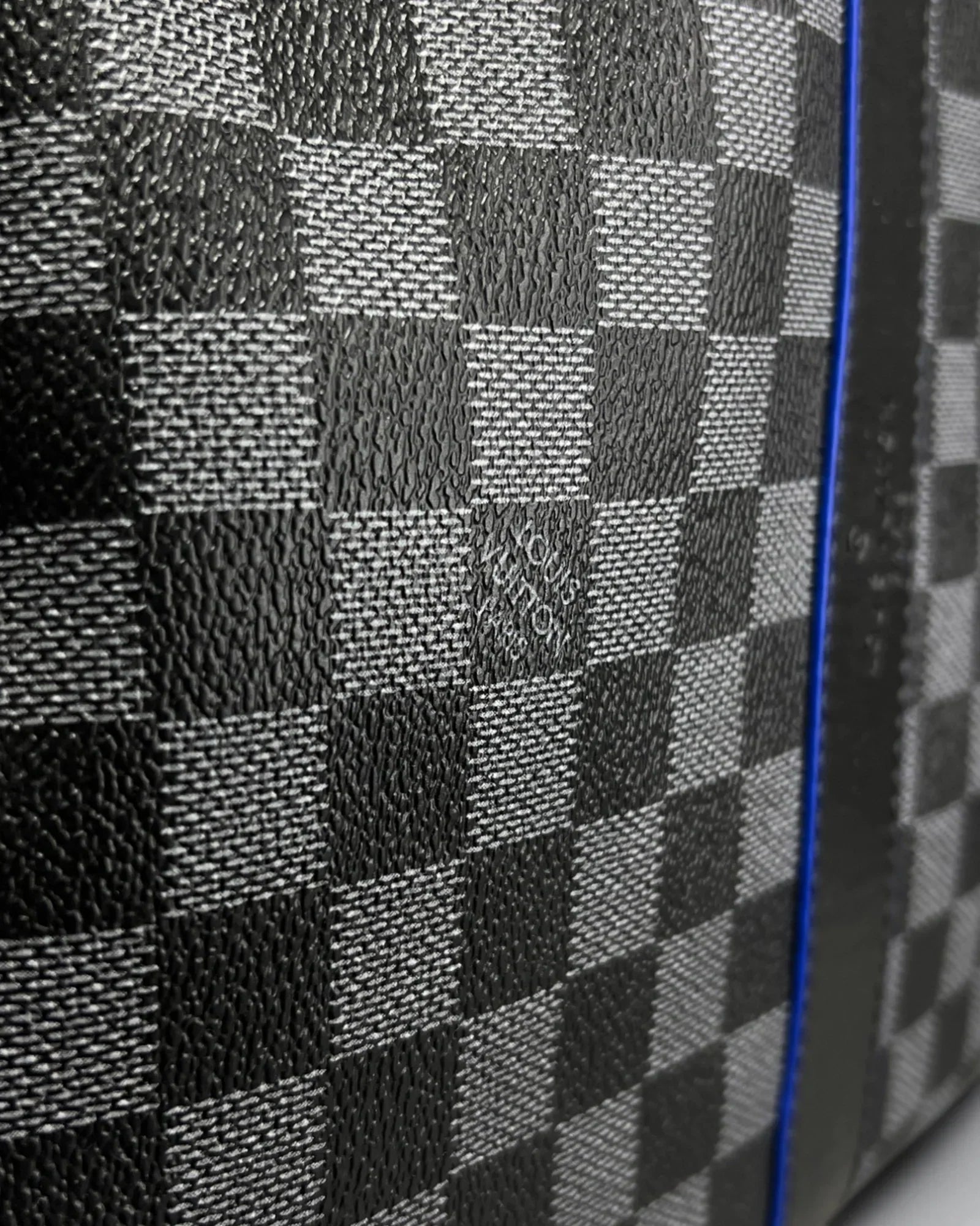 Louis Vuitton - Damier Duffle Bag - Black